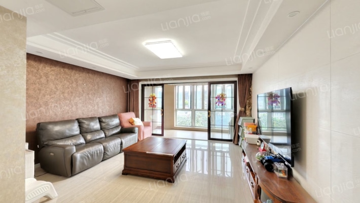 翠屏国际银杏苑二手房实景图