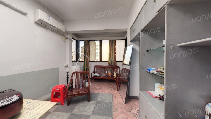 集装箱宿舍二手房实景图