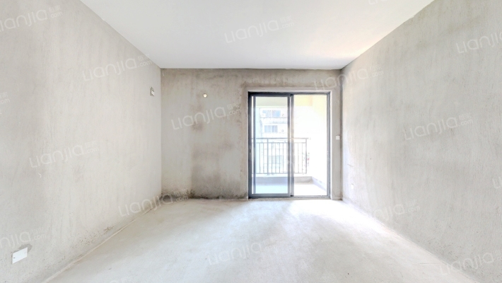 前田湖西苑二手房实景图