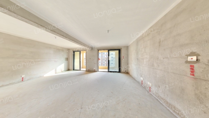 红豆国际南区二手房实景图