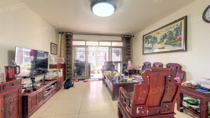 迎宾嘉园二手房实景图