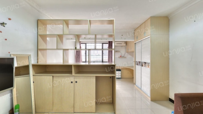 剑桥名门二手房实景图