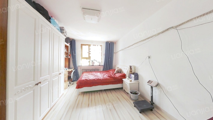 红五楼二手房实景图