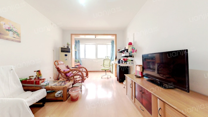 伏牛路121号二手房实景图