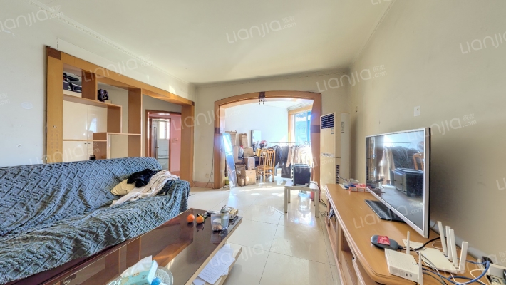 中新楼二手房实景图