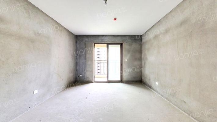 金辉珑岳花园二手房实景图