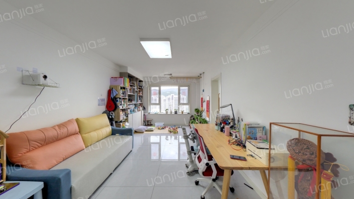 鲁能领秀城东一区二手房实景图