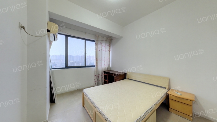 钻界公寓二手房实景图