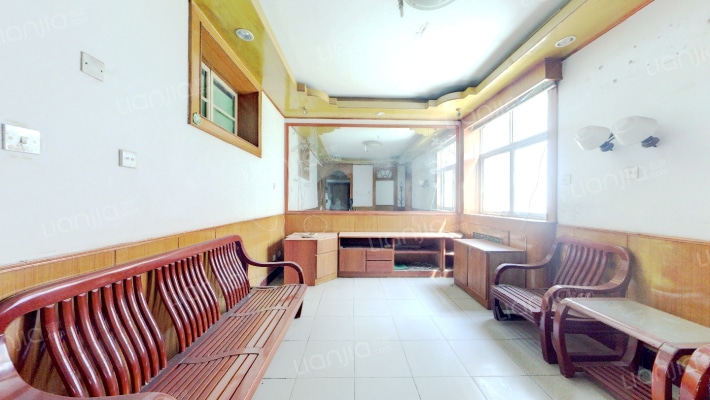 化工厂社区二手房实景图