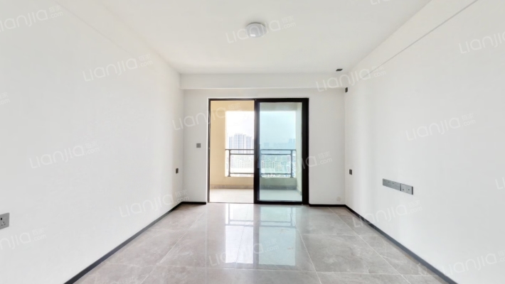 美的君兰半岛A4地块二手房实景图