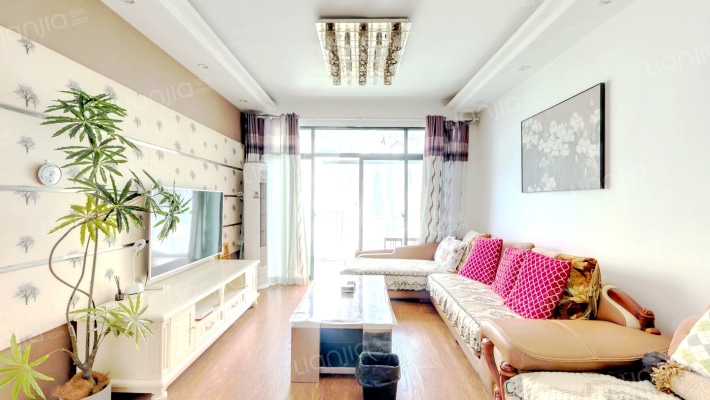 阳光领地二手房实景图