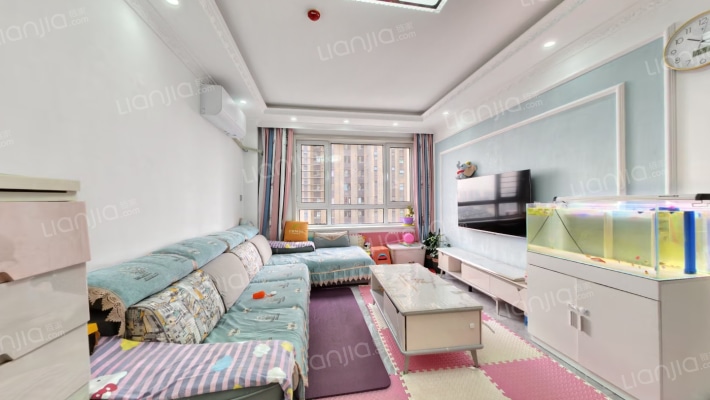 一河两公园二手房实景图