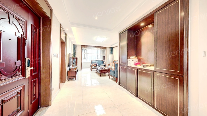 保利拉菲公馆朗菲园东区二手房实景图