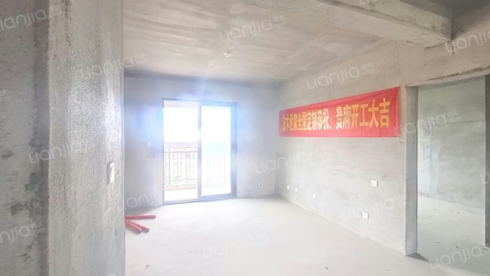 鹿邑德鸿宸院二手房实景图