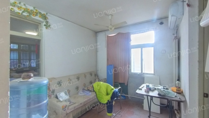 七中家属院二手房实景图