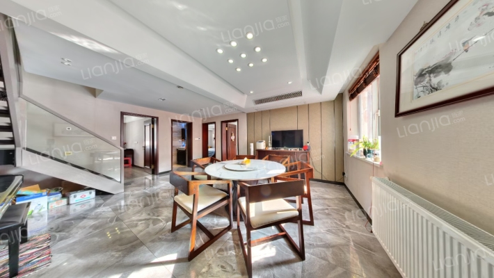 百合花公寓二手房实景图