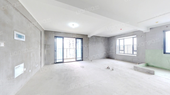 中建岳前雅居二手房实景图