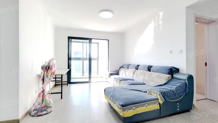 临江锦园二手房实景图