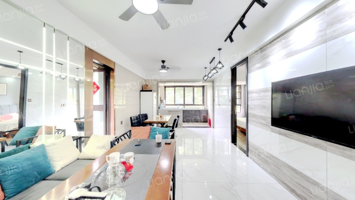 中联东郡花园二手房实景图