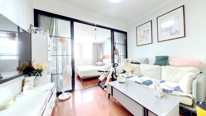 临汾路1320弄二手房实景图