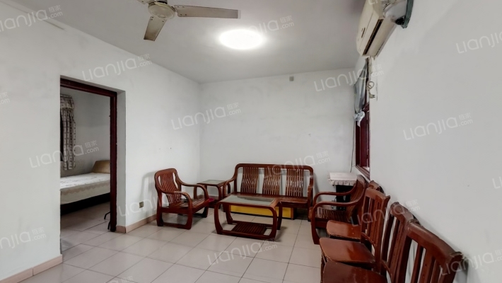 铁路生活小区二手房实景图