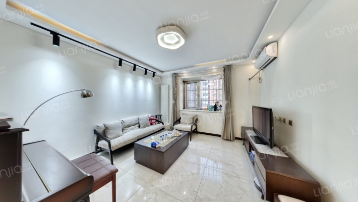 定海园二里二手房实景图