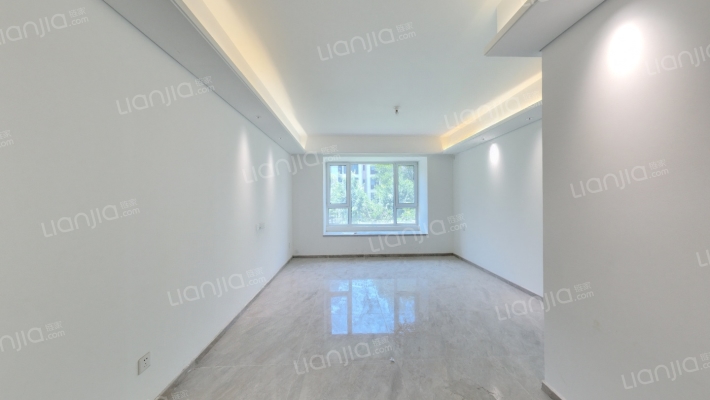 保利时代C11区二手房实景图