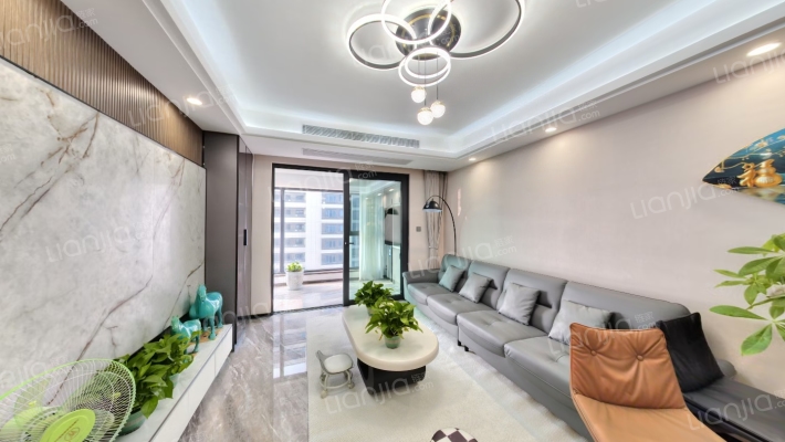 龙湖天璞二手房实景图