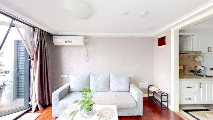 培罗成广场非凡公寓二手房实景图