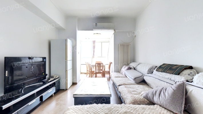 恒佳格调二手房实景图