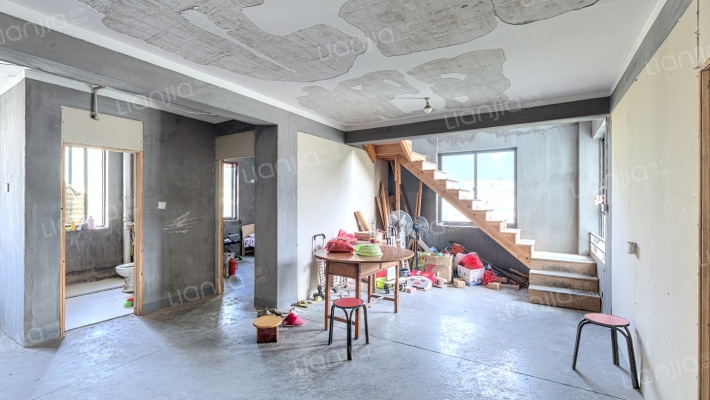 小河新苑二手房实景图