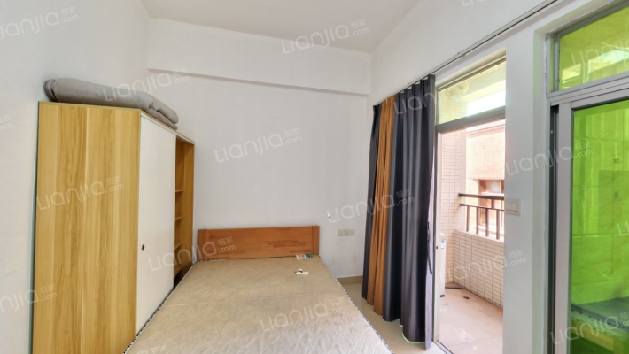 鸿运公寓二手房实景图