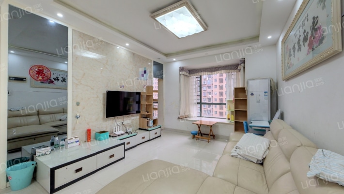 联泰香域中央A区二手房实景图