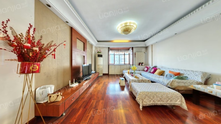 新安花园二手房实景图