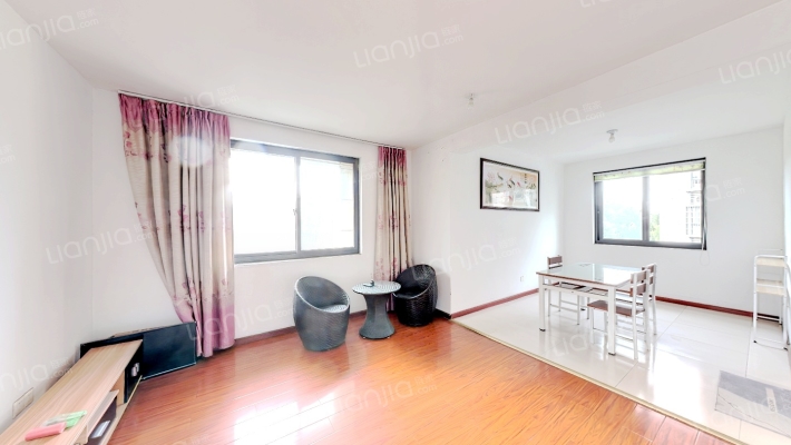 美龙家园二手房实景图