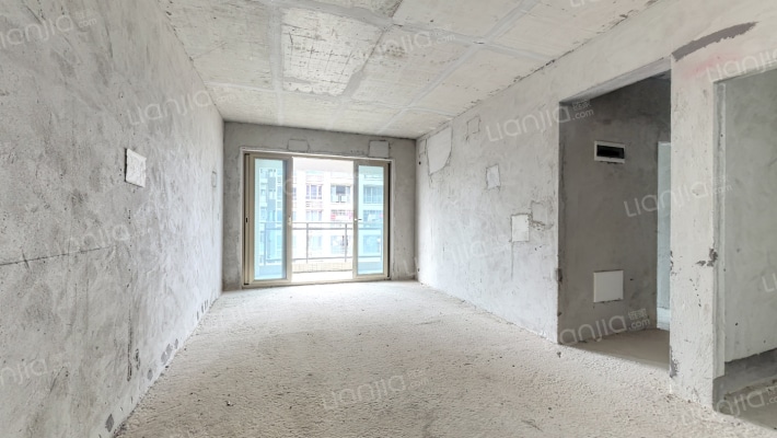 丽日湖逸家园一期二手房实景图