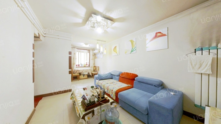 石铁南新街宿舍二手房实景图