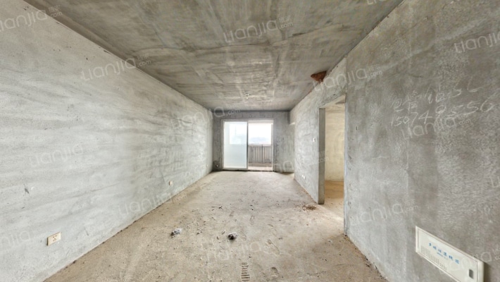 佛奥康桥水岸二手房实景图