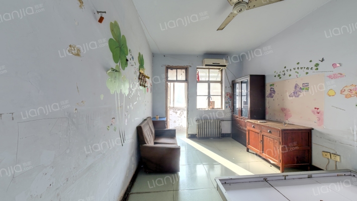 地膜厂家属院二手房实景图