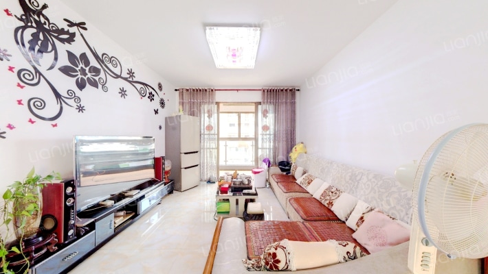 贵安新天地贵锦苑二手房实景图