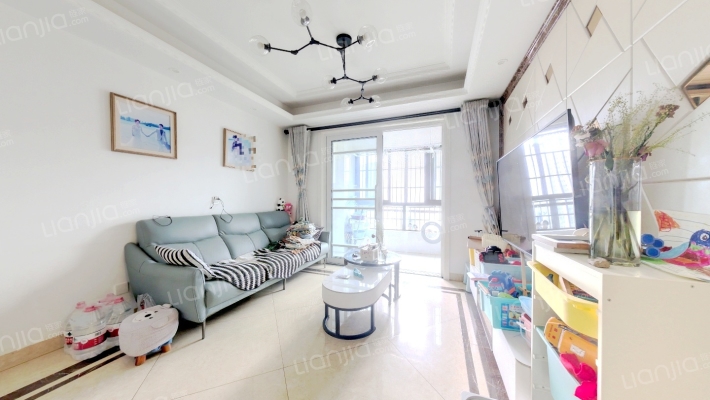 绿地新都会西城国际花都二期二手房实景图