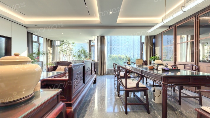 中建城中壹号公馆华墅二手房实景图