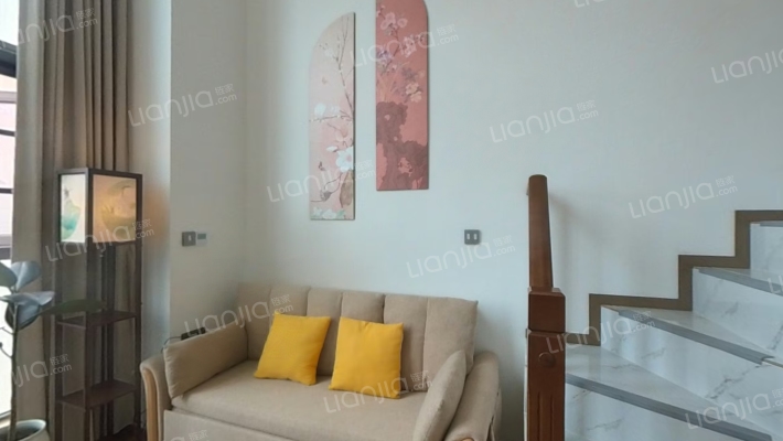 领地花城里二手房实景图