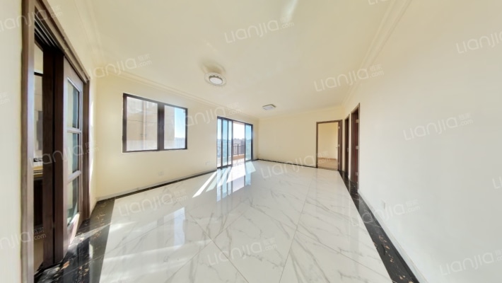 碧桂园凤凰湾比邻苑二手房实景图