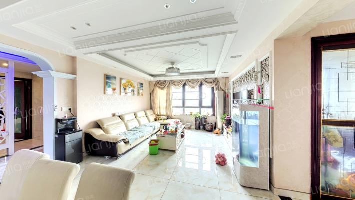 柏顿嘉园一期二手房实景图