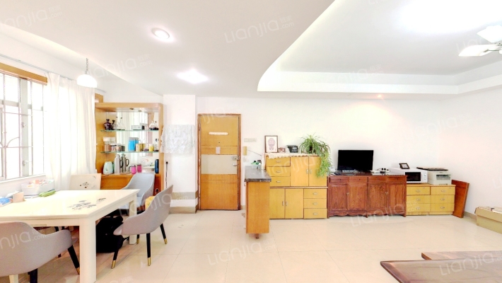 新区海关大院二手房实景图