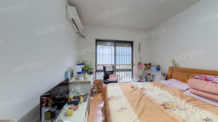 河定桥新苑二手房实景图