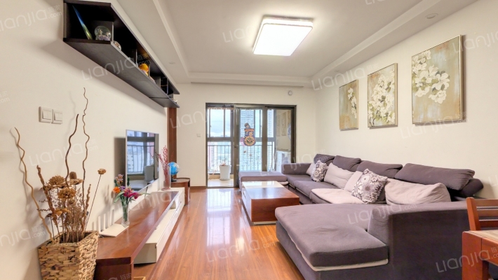 万科金域国际四期二手房实景图