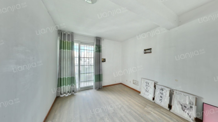 东山国际新城B区二手房实景图