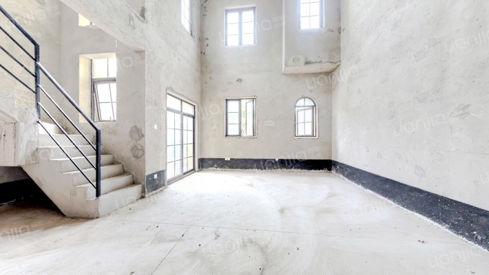 隆鑫上邦山居岁月二手房实景图